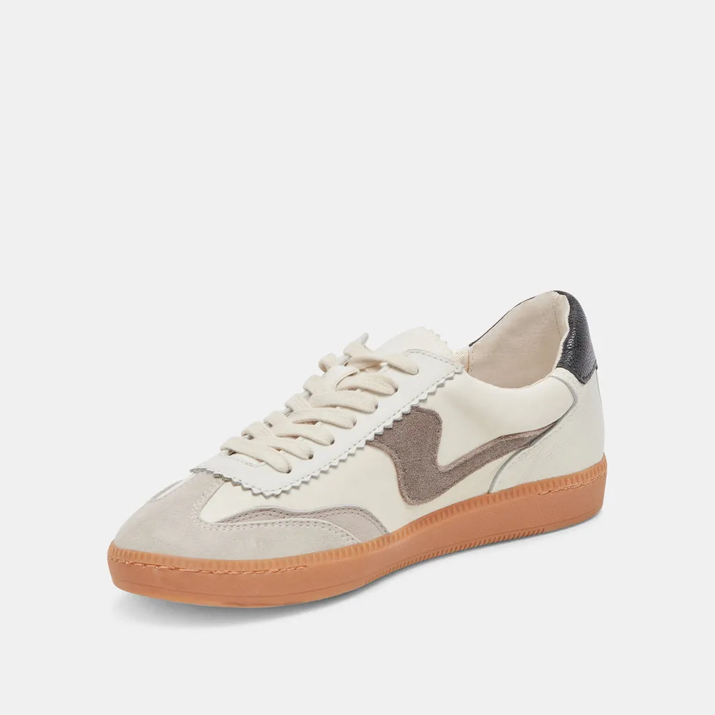 Dolce Vita notice Sneakers