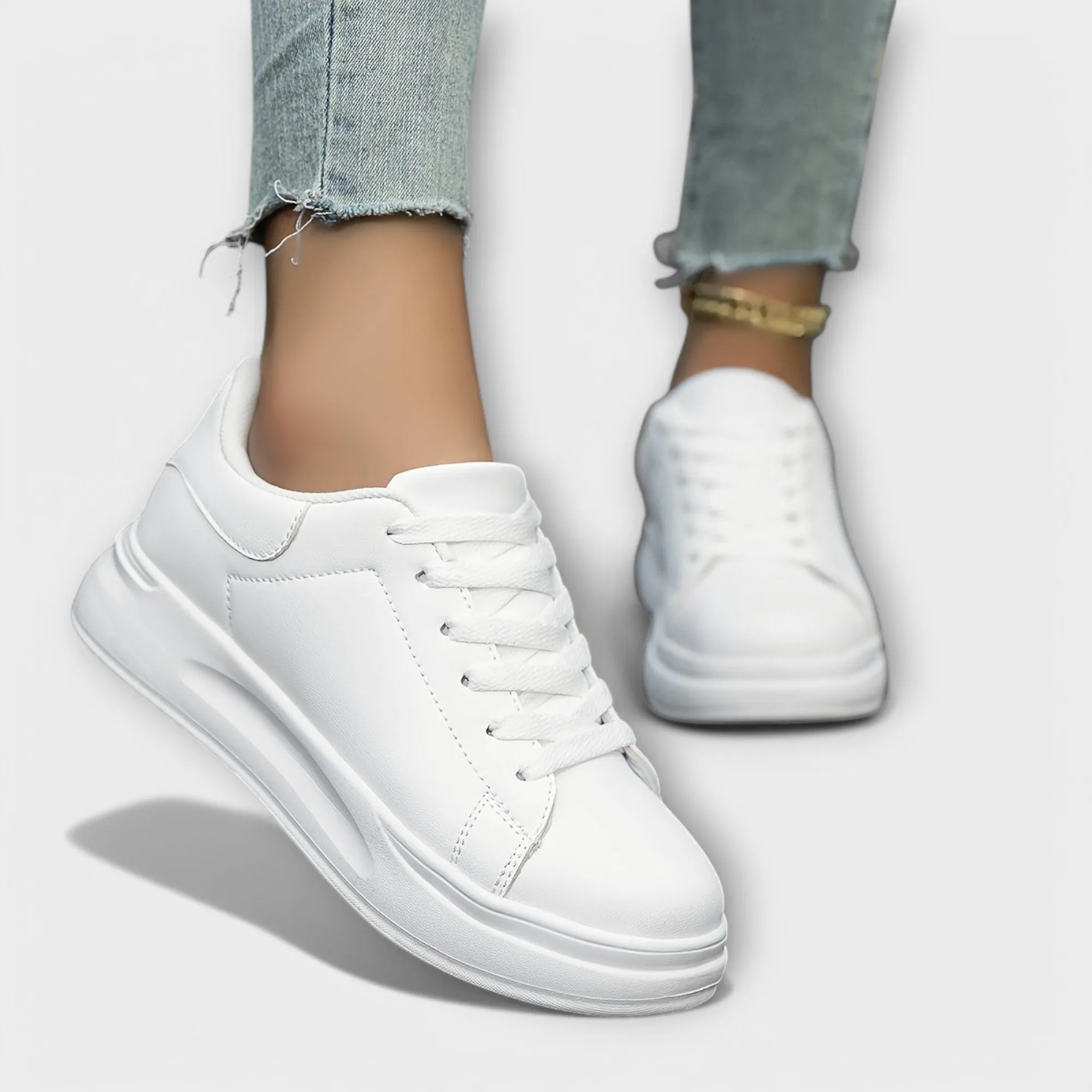 Luna Classic Platform Sneakers