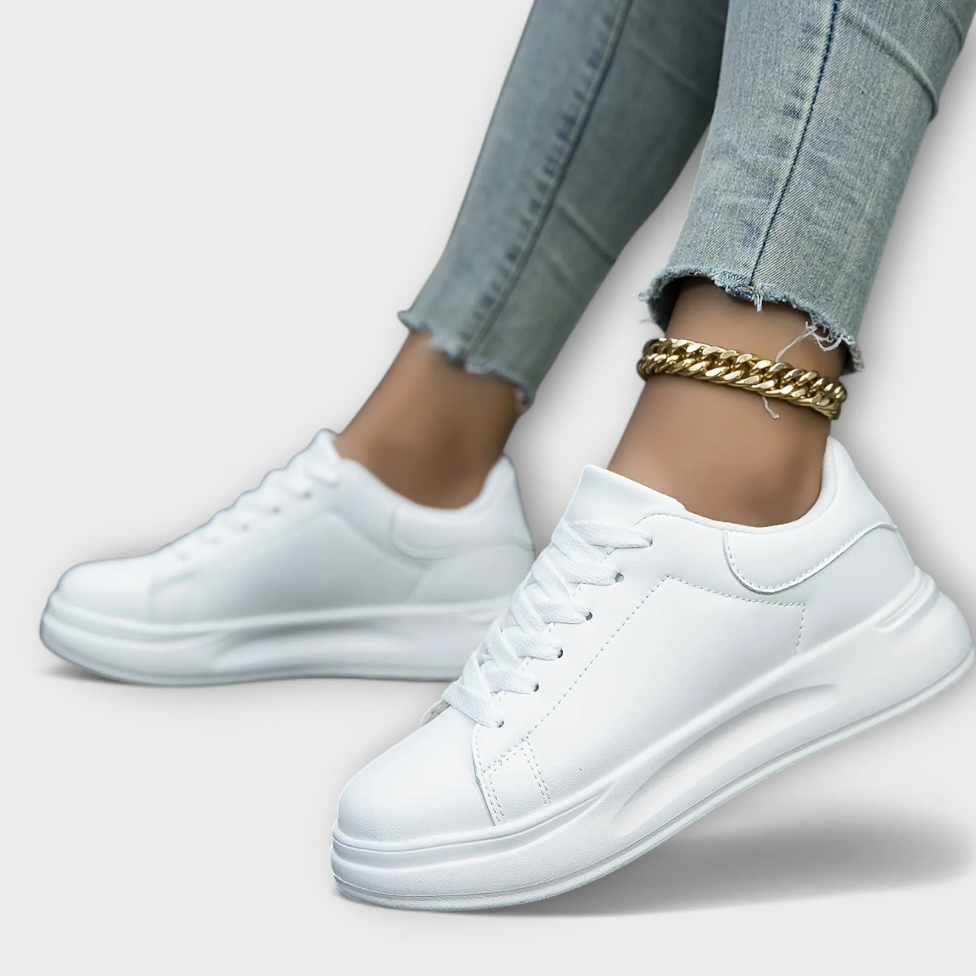 Luna Classic Platform Sneakers